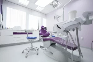 کلینیک مدرن دندانپزشکی نزدیک باغ فیض